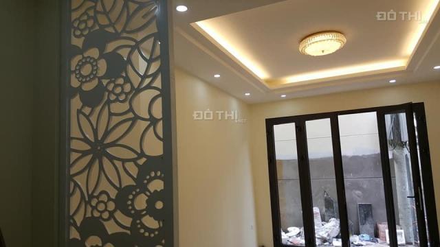 Bán nhà mới xây 5 tầng 68m2, giá 2.6 tỷ cực đẹp Đông Tác, ngõ ba gác, 0986073333