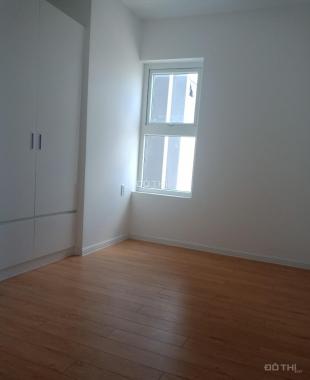 Cần cho thuê liền căn hộ có nội thất cơ bản tại Xigrandcourt Q10, 3PN giá rẻ