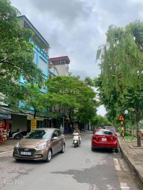 Bán nhà cấp 4 phố Trần Hòa, 55m2, ngõ nông 10m ra mặt phố, ô tô đỗ cửa, 3.5 tỷ