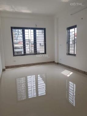 Bán nhà sổ đỏ chính chủ Tam Trinh, 33m2 x 4 tầng, giá 2,75 tỷ, Hoàng Mai, Hà Nội