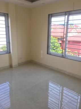 Bán nhà Hữu Lê, Hữu Hòa, Thanh Trì, 34m2, 4 tầng, cách đường ô tô 20m, rất gần cầu Hữu Hòa