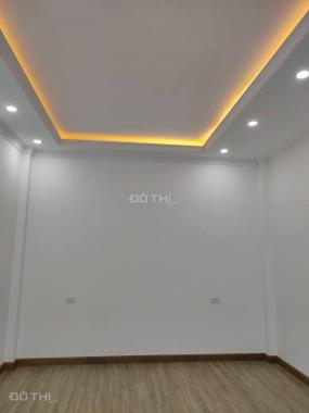 Nhà đẹp lô góc, ô tô Thạch Bàn, 39m2, MT 5m, 5 tầng, 2,3 tỷ. LH: 0971320468