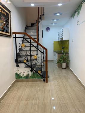 Bán nhà 68/ Thích Quảng Đức, Phường 5, Phú Nhuận, DT sàn 30 m2, trệt 1 lầu mới đẹp y hình