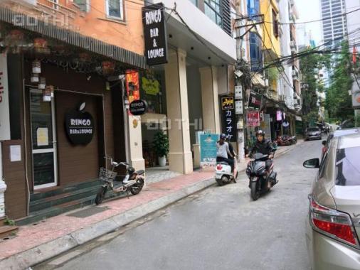 Bán nhà mặt phố Linh Lang, kinh doanh, sinh lời cao, 45m2, giá 10,5 tỷ