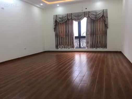 Nhà đẹp đoàn viên! Bán nhà Trần Khát Chân, 40m2, 4T, MT 4m, giá 3.4 tỷ