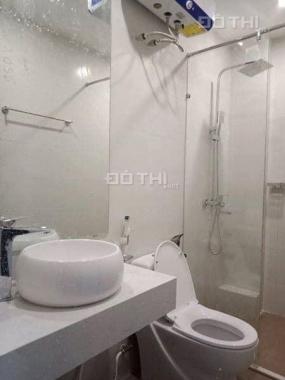 Nhà đẹp phố Bạch Đằng 38m2 - lô góc ô tô đỗ cửa, 3.2 tỷ