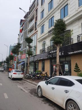Chính chủ cho thuê nhà mặt phố Nguyễn Văn Huyên kéo dài, 40m2x2 tầng, giá 33 tr/th. LH: 0985030081
