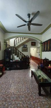 Chính chủ cần bán nhà đẹp, giá rẻ, bao nội thất tại Sơn Tây, Hà Nội
