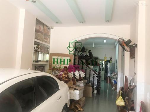 Cho thuê nhà có sẵn nội thất phường Tân Hiệp, hẻm xe hơi né nhau, cách đường Đồng Khởi 100m