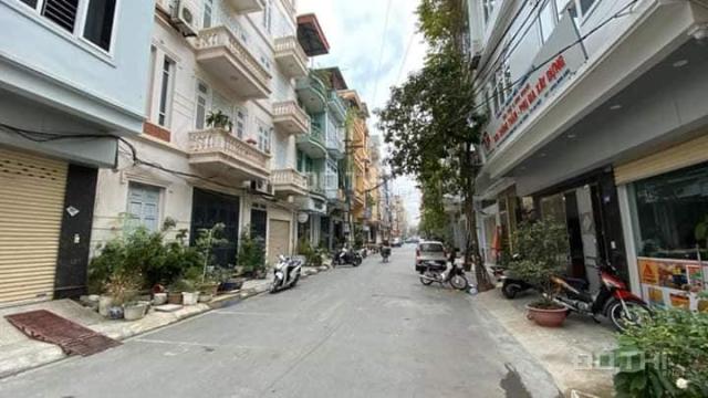 Ô tô - kinh doanh - bán nhà phố Quang Trung, Hà Đông 45m2 x 5T, giá 4.65 tỷ