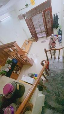 Quá rẻ, nhà Nguyễn Trãi, Thanh Xuân, DT 30m2, 3 tầng, giá 2.5 tỷ