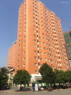Bán căn 60m2, 2PN, đồ cơ bản, giá 2,150 tỷ, ban công rộng chung cư Nghĩa Đô - Hoàng Quốc Việt