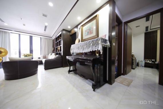 Cho thuê ngay căn hộ 103m2, 3PN đầy đủ nội thất tại dự án Vinhomes Royal City Nguyễn Trãi