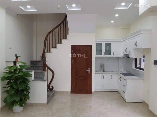 Bán nhà Võ Chí Công, Cầu Giấy 46m2, 5T, 3.15 tỷ, nhà đẹp ở luôn