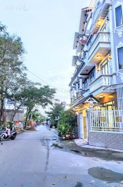 Bán biệt thự phố góc 2 mặt tiền hẻm 8m 2266 Huỳnh Tấn Phát - Nhà Bè - LH: 0908.707.043