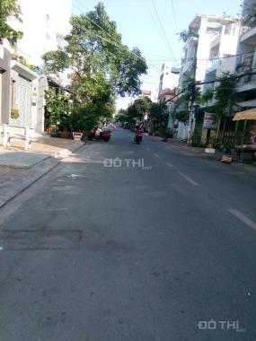 Bán nhà MTNB Trần Thủ Độ, P. Phú Thạnh, DT 4.75x20m, cấp 4, giá 9.6 tỷ