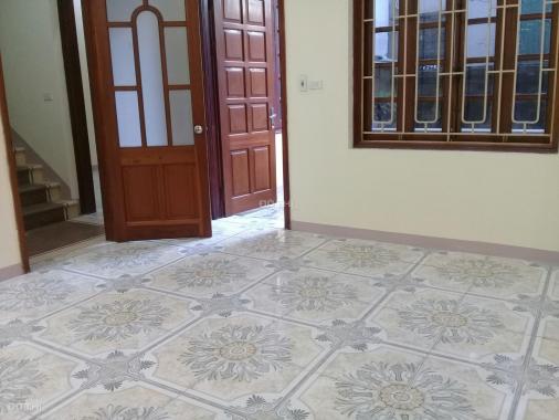 Nhà 60m2 4T sân cổng cực đẹp, ngõ 22 Lương Khánh Thiện, Tân Mai, ô tô cách 10m. Giá 4 tỷ