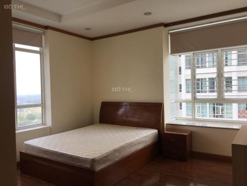 Cho thuê CH Phú Hoàng Anh, 3PN, DT 130m2, đầy đủ nội thất, giá 14 triệu/tháng. LH: 0938 011 552