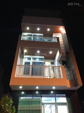 Cho thuê nhà 3 tầng KĐT Hà Quang 2, 20 triệu/tháng - 0979033301