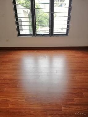 Bán nhà Tứ Hiệp - Thanh Trì - Cách phố 10m - 40m2 x 5 tầng - Giá 2.85 tỷ - LH 0903070282