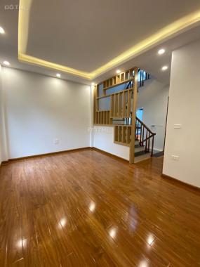 Bán nhà Tựu Liệt, 54m2 * 4 tầng xây mới sát đường bờ sông, giá 2.55 tỷ. LH 0972638668