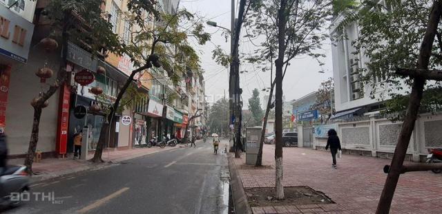 Hàng siêu hiếm Nguyễn Công Hoan, 2 mặt phố ô tô, 3 vỉa hè, kinh doanh siêu lợi nhuận, mặt tiền lớn