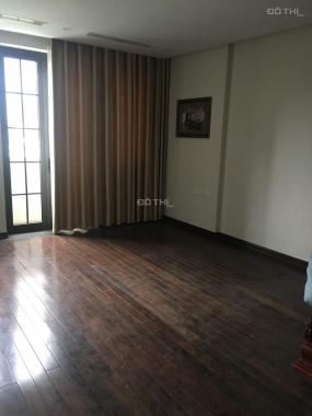 Cho thuê nhà MP Trung Hòa, 65m2 * 5,5 tầng, giá 50 triệu/th, LH 0968120493