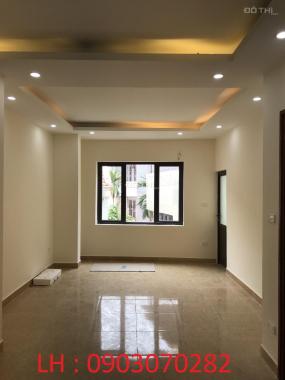 Bán nhà Nguyễn Chính, Hoàng Mai 38m2 * 5 tầng, gara ô tô, căn góc, tiện KD, giá 3.4 tỷ. 0903070282