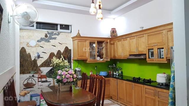 Bán nhà Dương Văn Bé, giá rẻ, 52m2x5T, giá 3.3 tỷ