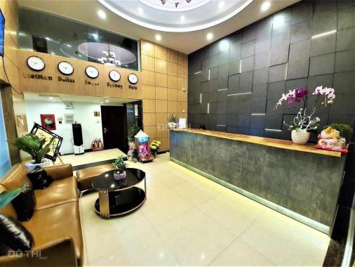 Bán khách sạn 3 sao đường Cửu Long, P. 2, Tân Bình, ngay cổng sân bay, hầm, 6 tầng, giá 50 tỷ
