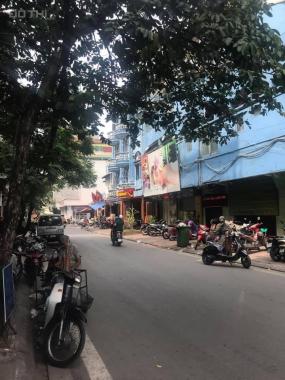 Nhà cấp 4 mặt phố Nguyễn Như Đổ, lô góc, cách ga Trần Quý Cáp chỉ 60m, 34m2, giá 6.5 tỷ