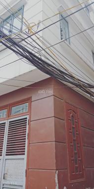 Chính chủ nhà dân cần bán nhà lô góc 3 tầng, 45m2, tại Yên Ngưu, Tam Hiệp, Thanh Trì