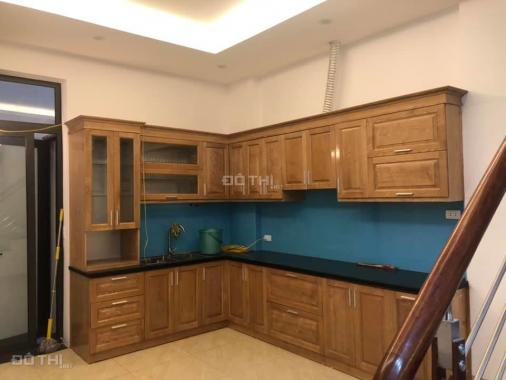 Nhà đẹp 5m ra phố Tây Sơn 58m2, MT 4.3m, 6.5 tỷ ô tô kinh doanh hot Đống Đa, 0986073333