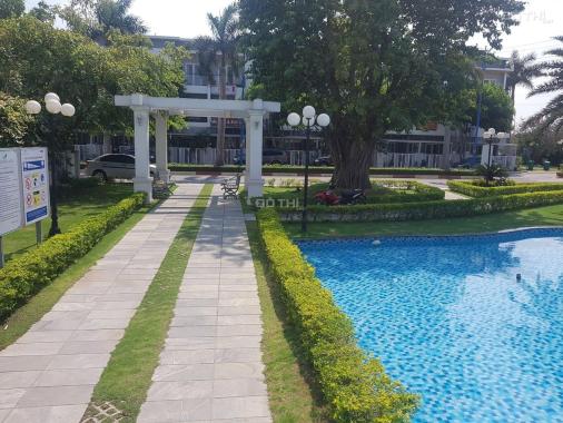 Bán nhà phố Mega Village, Quận 9, full nội thất mới, giá 5,75 tỷ. LH 090 147 8384