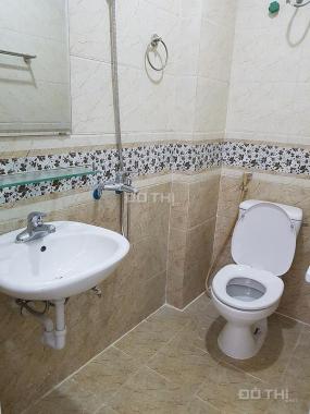 Bán nhà xây mới phố Đặng Tiến Đông DT 47m2 x 5T cách phố 20m, giá 4.3 tỷ