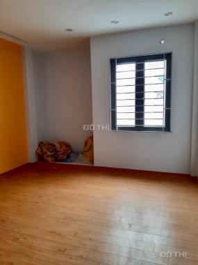 Bán nhà phố Lĩnh Nam, Hoàng Mai, 68m2, 4 tầng, giá 3.9 tỷ, đường ô tô, liên hệ 0945818836