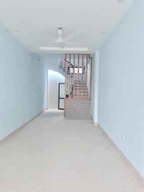 Bán nhà phố Thịnh Liệt, quận Hoàng Mai, 43m2, 4 tầng, 4.2 tỷ, kinh doanh, liên hệ 0945818836