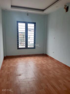 Bán nhà phố Thịnh Liệt, quận Hoàng Mai, 43m2, 4 tầng, 4.2 tỷ, kinh doanh, liên hệ 0945818836