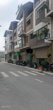 Bán nhanh liền kề view chung cư diện tích 87m2 giá rẻ quận Hoàng Mai