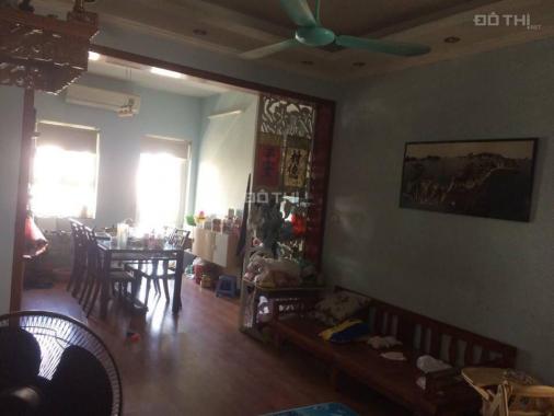 Chính chủ bán gấp căn 3 phòng ngủ chung cư C7 Nguyễn Trãi