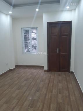 Bán nhà phố Đại Từ, quận Hoàng Mai, 42m2, 5 tầng, giá 2.9 tỷ, liên hệ 0945818836