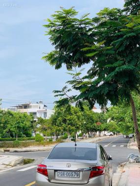 Bán nhà 4 tầng KĐT Hà Quang 2 đối diện công viên 4.2 tỷ