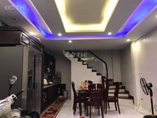 Bán nhà phố Trung Hòa, 45m2, MT 4.5m, 5 tầng, 3.7 tỷ