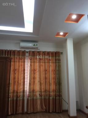 Ô tô đỗ cửa chỉ 2,75 tỷ, phố Yên Sở, DT 30m2 + 5T, nhà đẹp, hiếm căn thứ 2