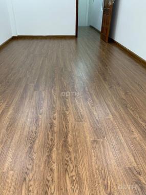 Bán nhà Cù Chính Lan, Thanh Xuân, 30m2 x 5tầng, ngõ thông, cách mặt phố 10m, giá 3,65 tỷ