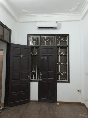 Cho thuê nhà đẹp trong ngõ 331 Nguyễn Khang 55m2 x 4 tầng, giá 17 triệu/th