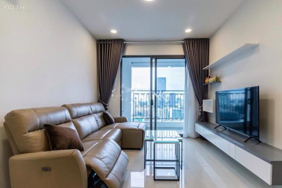 Cần cho thuê căn hộ 2PN 1WC Saigon Royal, quận 4, nội thất đẹp, giá chỉ 15 tr/th. LH 0935632741