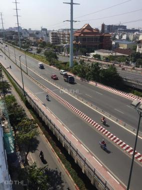 MT Phạm Văn Đồng, Bình Thạnh, kinh doanh đa ngành nghề 7 tầng, thang máy nhật