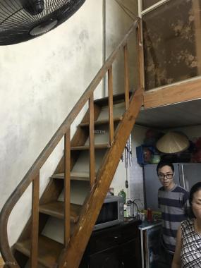 Bán căn nhà 2T quận Hoàn Kiếm, giá 620 tr