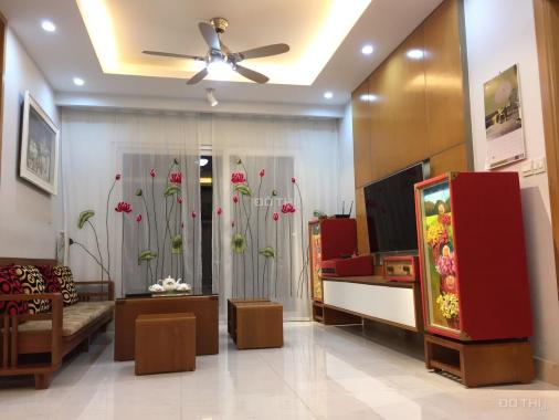 Chính chủ cần bán căn hộ Golden Palace Mễ Trì DT 118 m2, nội thất cơ bản, giá 31 tr/m2 (có TL)